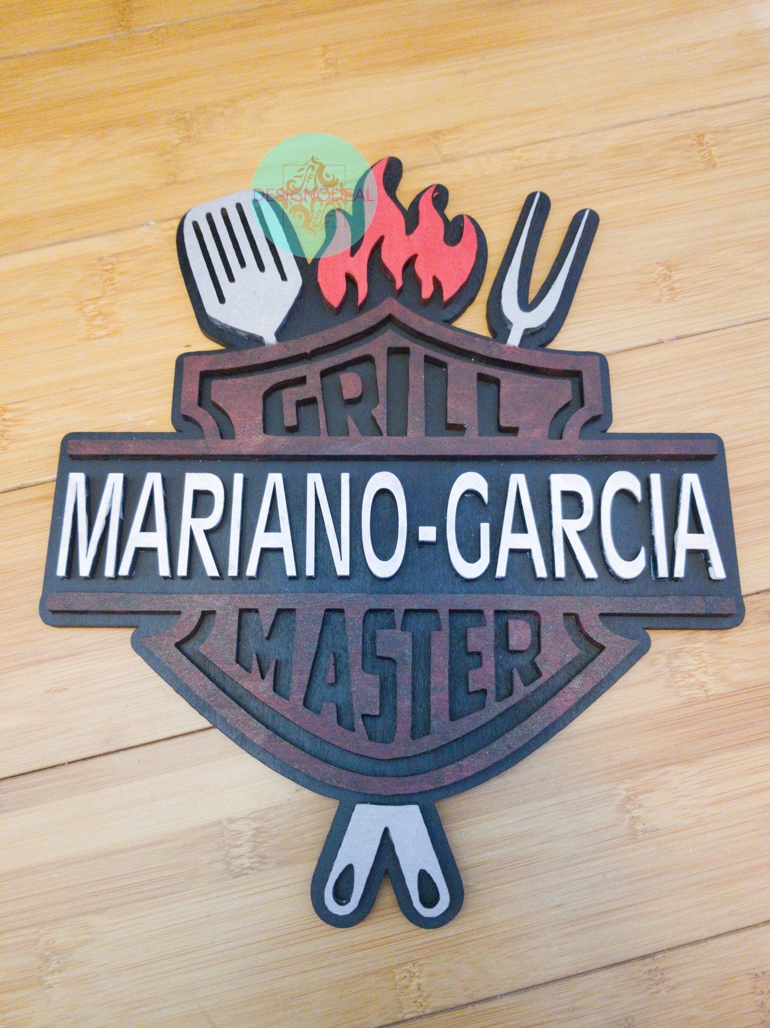 Custom Engraved GRILL MASTER Sign With Backer - Designodeal