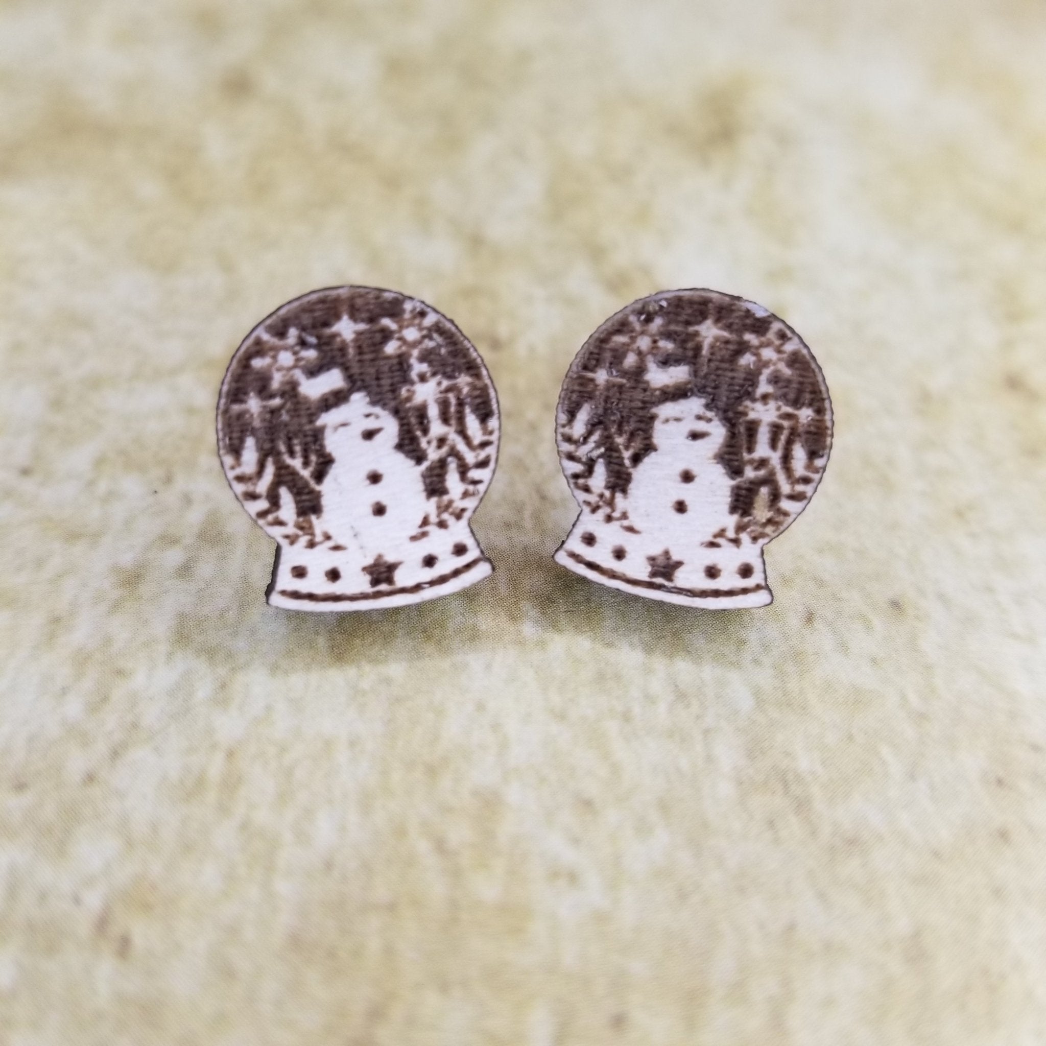 Frosty the Snowman Snow Globe Maple Wood Stud Earrings - Designodeal