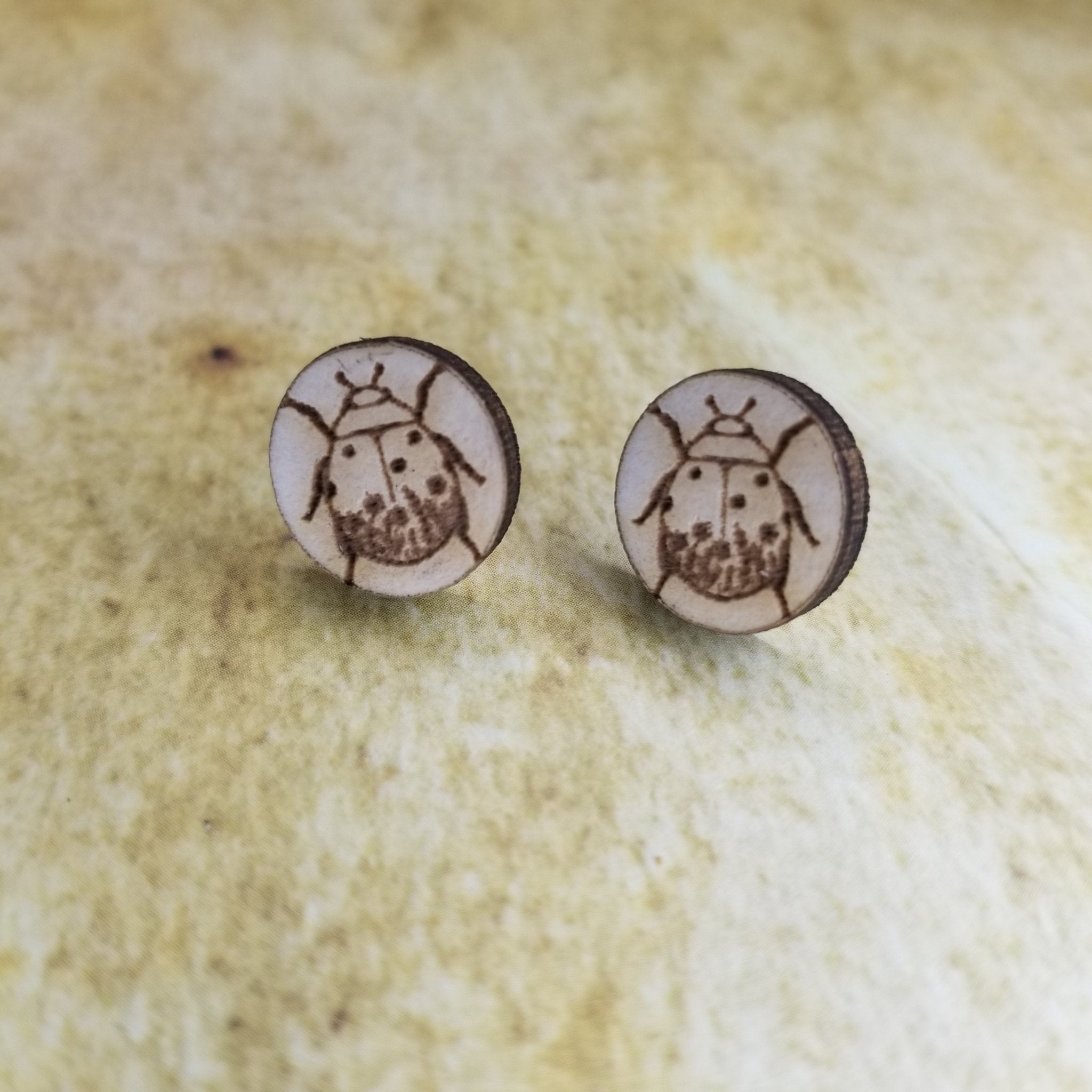 Lady Bug Round Maple Wood Stud Earrings - Designodeal