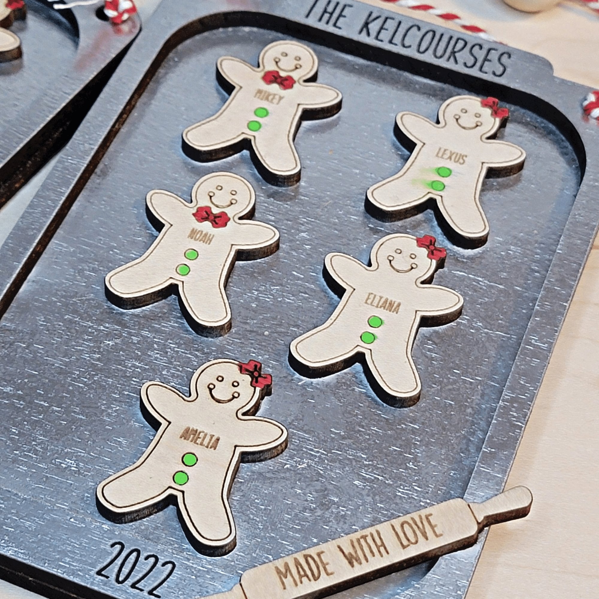 Personalized Gingerbread Family & Pets Cookie Tray Christmas Ornament - Designodeal