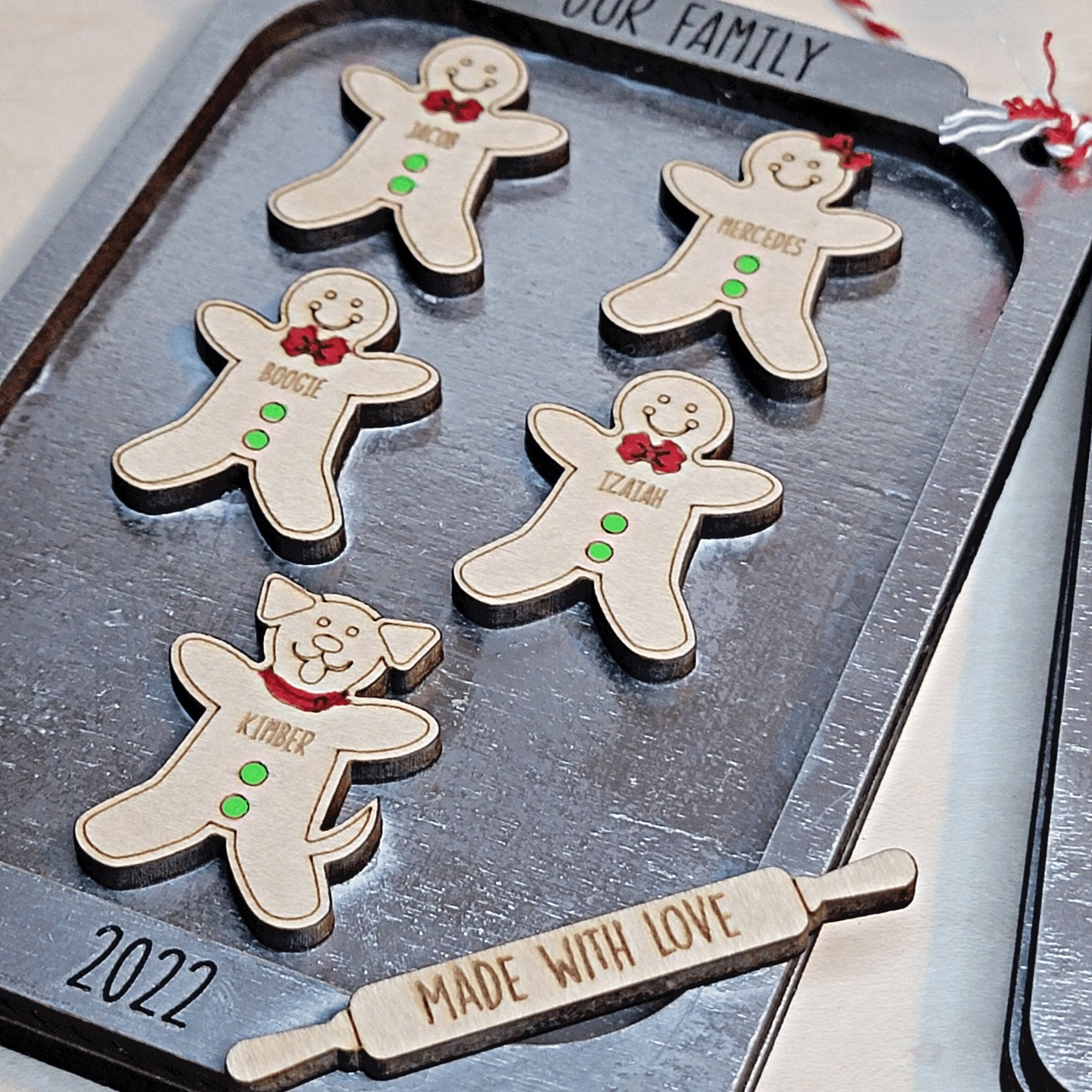 Personalized Gingerbread Family & Pets Cookie Tray Christmas Ornament - Designodeal