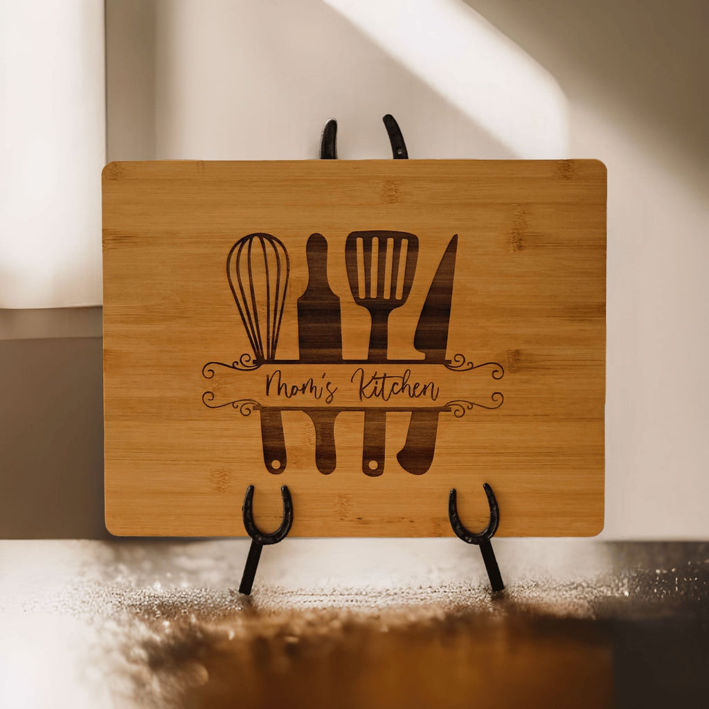 https://www.designodeal.com/cdn/shop/products/personalized-kitchen-cutting-board-with-engraved-utensils-495370_1024x1024.jpg?v=1676814944